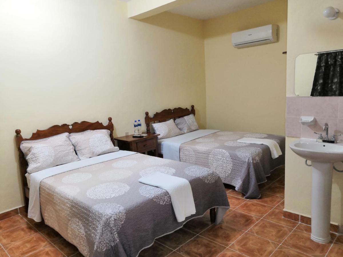 Nicte-Ha Hotel Xpujil Exterior photo